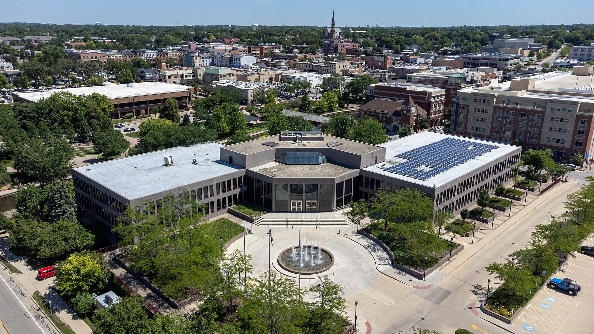 Naperville - Naperville City Hall in 2022.